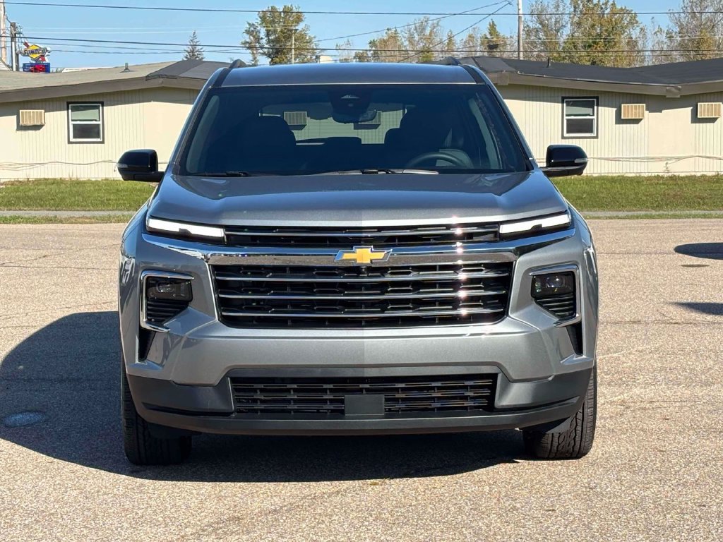 New 2027 Chevrolet Traverse LT w/ Driver Confidence Package AWD/4WD image 29