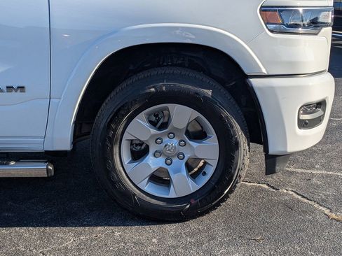 New 2026 RAM 1500 4x4 Crew Cab image 12