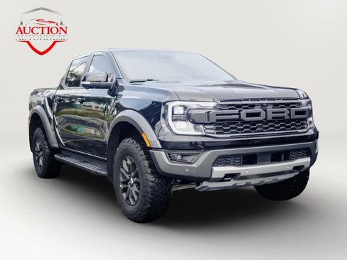 Used 2025 Ford Ranger Raptor AWD/4WD image 3