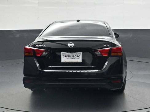 Used 2022 Nissan Altima 2.5 SV FWD image 7