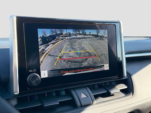 Certified 2025 Toyota RAV4 XLE AWD/4WD image 18