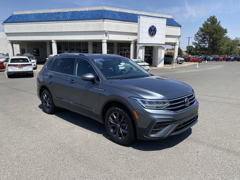 Certified 2023 Volkswagen Tiguan SE AWD/4WD image 46