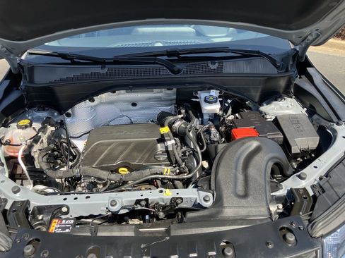 Used 2024 Chevrolet TrailBlazer LS w/ LS Convenience Package image 35