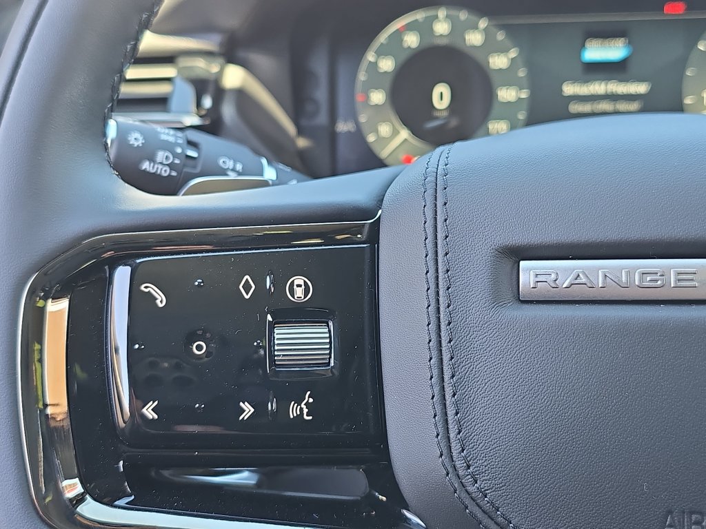 New 2026 Land Rover Range Rover Velar S AWD/4WD image 17