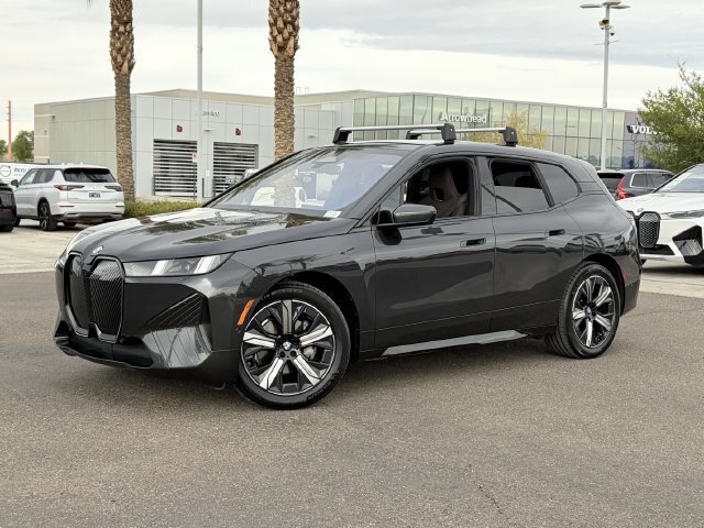 Used 2026 BMW iX xDrive45 w/ Premium Package AWD/4WD image 2