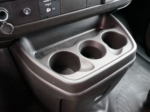 Used 2022 GMC Savana 2500 w/ Driver Convenience Package image 22