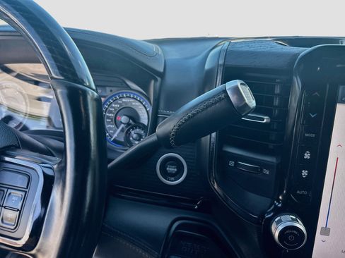 Used 2022 RAM 2500 Limited w/ Night Edition AWD/4WD image 17