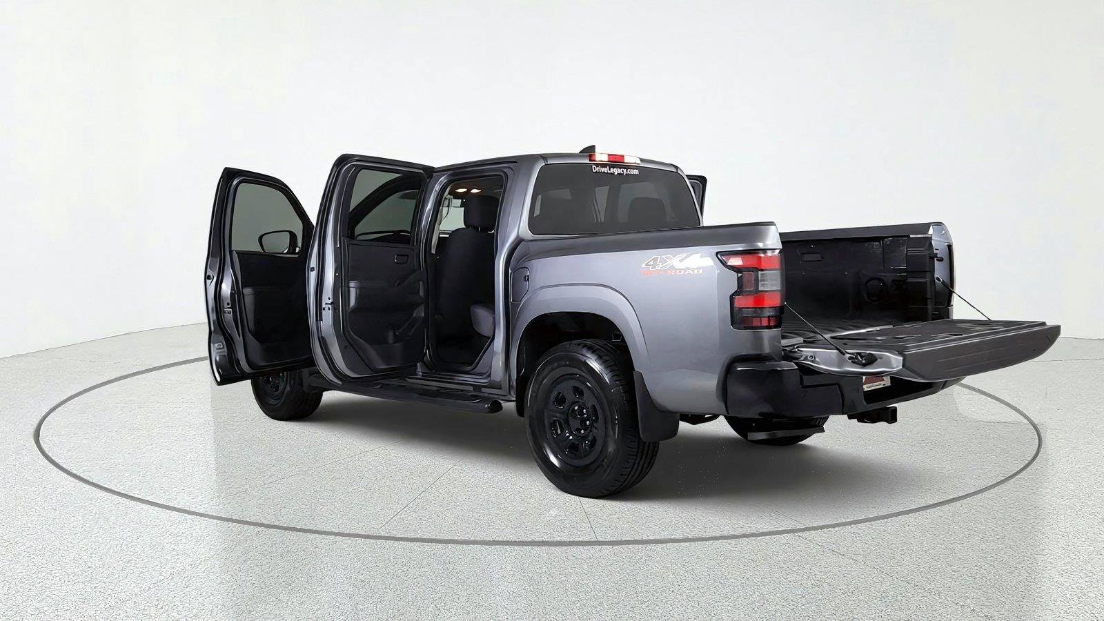 Used 2024 Nissan Frontier S w/ Technology Package AWD/4WD image 12
