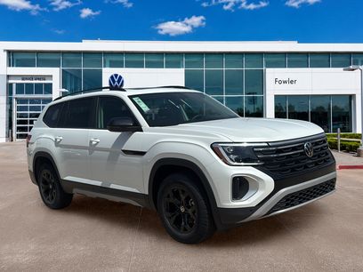 New 2026 Volkswagen Atlas Peak Edition