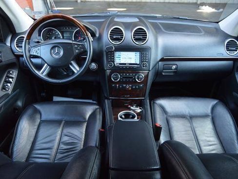Used 2008 Mercedes-Benz GL 550 4MATIC image 16