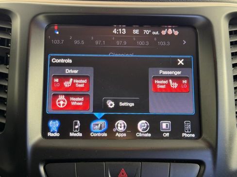 Used 2014 Jeep Cherokee Latitude w/ Cold Weather Group AWD/4WD image 19