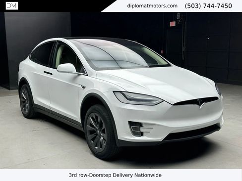 Used 2017 Tesla Model X 100D image 8