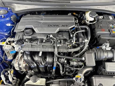 Certified 2025 Hyundai Elantra Sport FWD image 31