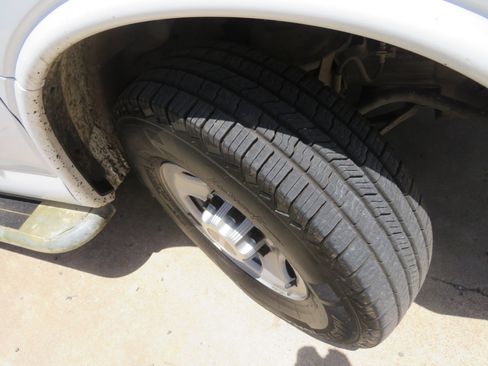 Used 2015 GMC Savana 2500 image 29