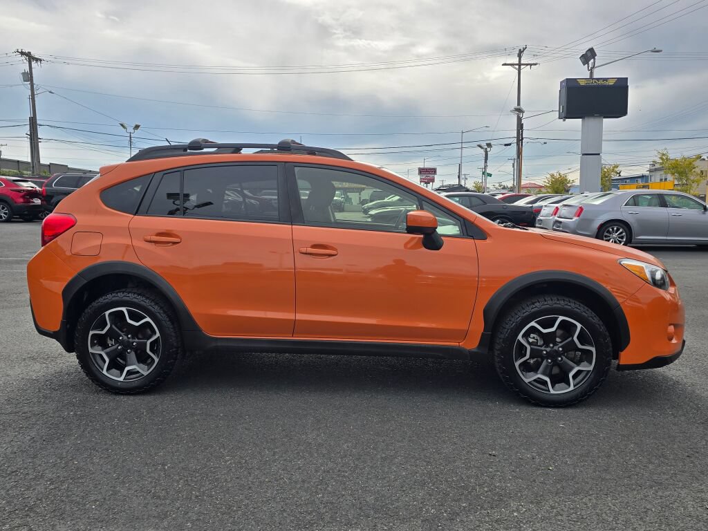 Used 2015 Subaru Crosstrek 2.0i Premium AWD/4WD image 5