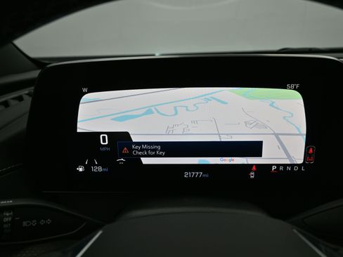 Used 2025 Chevrolet Traverse LT image 15