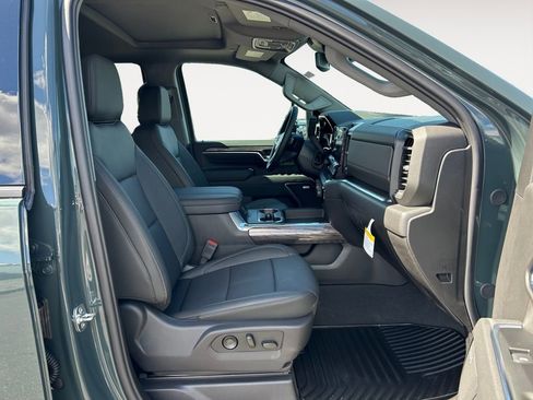 New 2026 Chevrolet Silverado 3500 LTZ w/ LTZ Plus Package AWD/4WD image 24