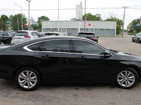 Used 2019 Chevrolet Impala LT w/ Sunroof and Spoiler Package FWD image 6