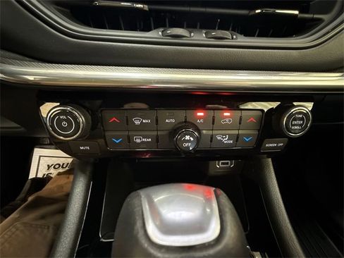 Used 2023 Jeep Compass High Altitude image 19