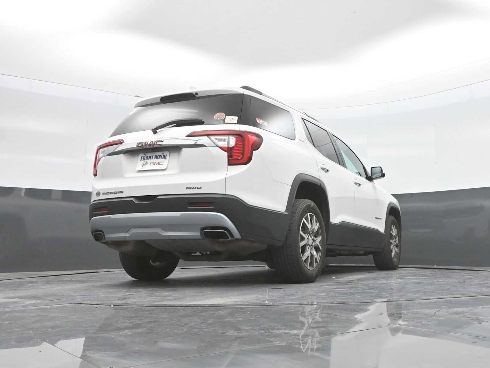 Used 2021 GMC Acadia SLT w/ LPO, Floor Liner Package AWD/4WD image 47