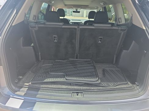 Used 2023 Volkswagen Atlas SE AWD/4WD image 34