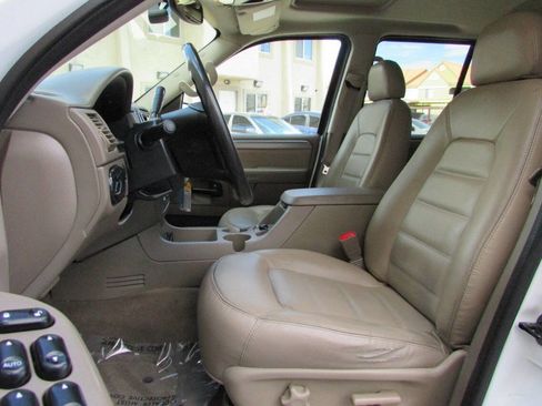 Used 2003 Ford Explorer Sport XLT image 20