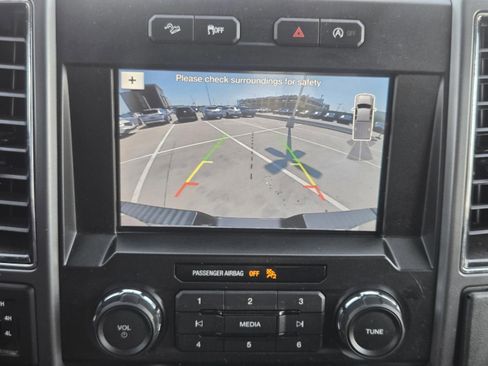 Used 2019 Ford F150 XLT w/ Equipment Group 302A Luxury image 16