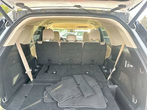 Used 2023 Ford Explorer Limited image 56