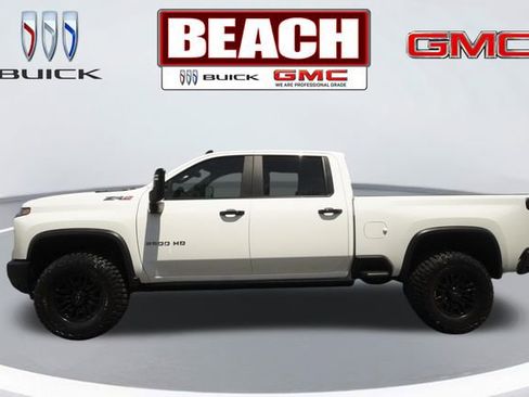 Used 2026 Chevrolet Silverado 2500 ZR2 AWD/4WD image 6