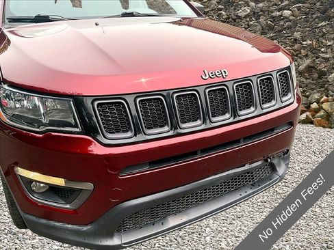 Used 2021 Jeep Compass Latitude AWD/4WD image 25