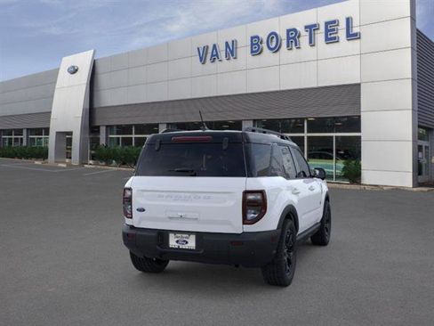 New 2025 Ford Bronco Sport Outer Banks w/ Outer Banks Tech Package+ image 31