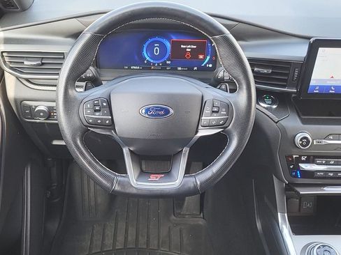 Certified 2020 Ford Explorer ST AWD/4WD image 9