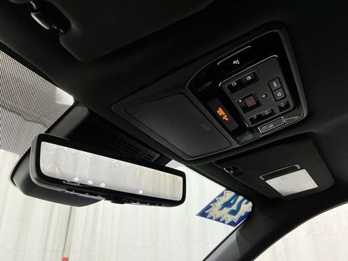 Used 2024 Toyota Grand Highlander AWD Hybrid image 25