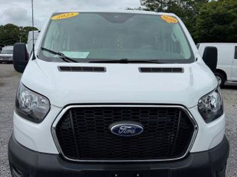Certified 2025 Ford Transit 250 Low Roof w/ Exterior Upgrade Package RWD image 2