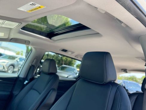 Used 2024 Honda Odyssey EX-L image 18
