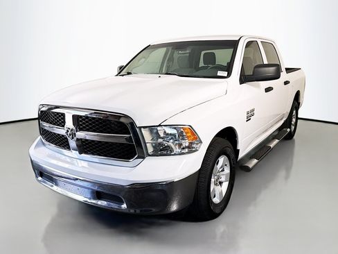 Used 2020 RAM 1500 Tradesman w/ Chrome Plus Package RWD image 4