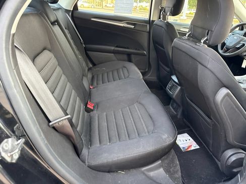 Used 2013 Ford Fusion SE FWD image 15