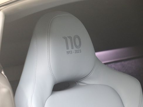 Used 2024 Aston Martin Valour RWD image 21