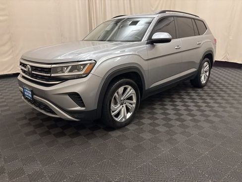 Used 2021 Volkswagen Atlas SE image 1