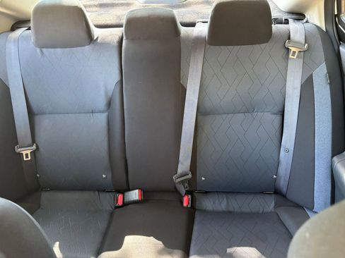 Used 2025 Nissan Versa SV FWD image 38