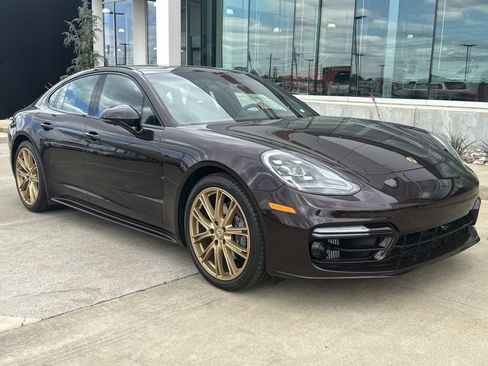 Certified 2023 Porsche Panamera 4 Platinum Edition AWD/4WD image 9