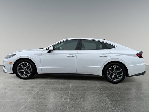 Used 2023 Hyundai Sonata SEL FWD image 2