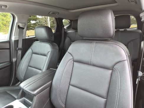 Used 2024 Chevrolet Blazer LT w/ Sound & Technology Package image 17