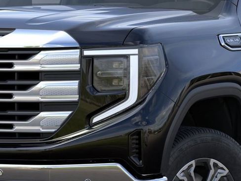 New 2026 GMC Sierra 1500 SLE AWD/4WD image 10