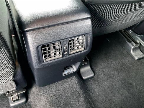 Used 2023 Toyota 4Runner SR5 image 32