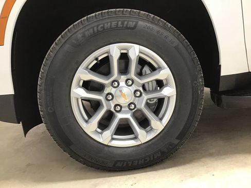 New 2026 Chevrolet Tahoe LS image 32