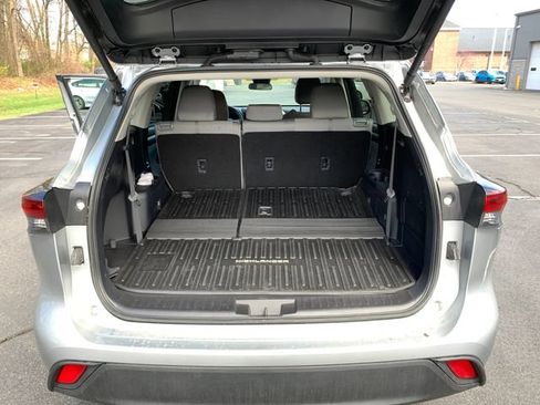 Certified 2025 Toyota Highlander LE AWD/4WD image 25