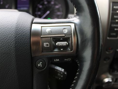 Used 2018 Lexus GX 460 Luxury AWD/4WD image 11