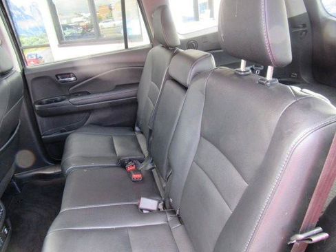 Used 2017 Honda Pilot EX-L image 18