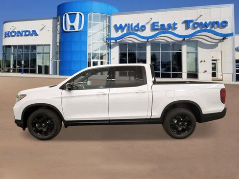 New 2026 Honda Ridgeline Black Edition image 2